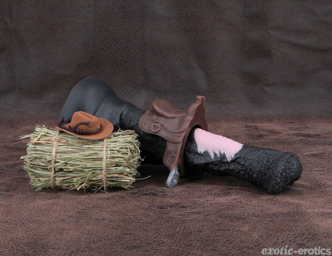 http://www.exotic-erotics.com/store/images/products/Saddle_1.jpg
